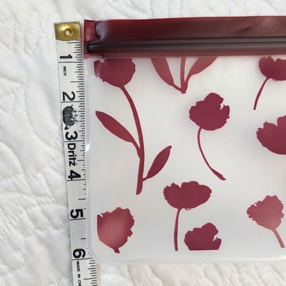 * Thirty-One Delicate Floral Re-Useable Ziplock Bags, Small & Medium, Like New - Picture 3 of 5